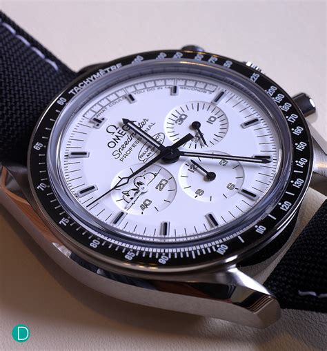 omega speedmaster apollo 13 silver snoopy award limited edition watch|Omega Speedmaster Snoopy for sale.